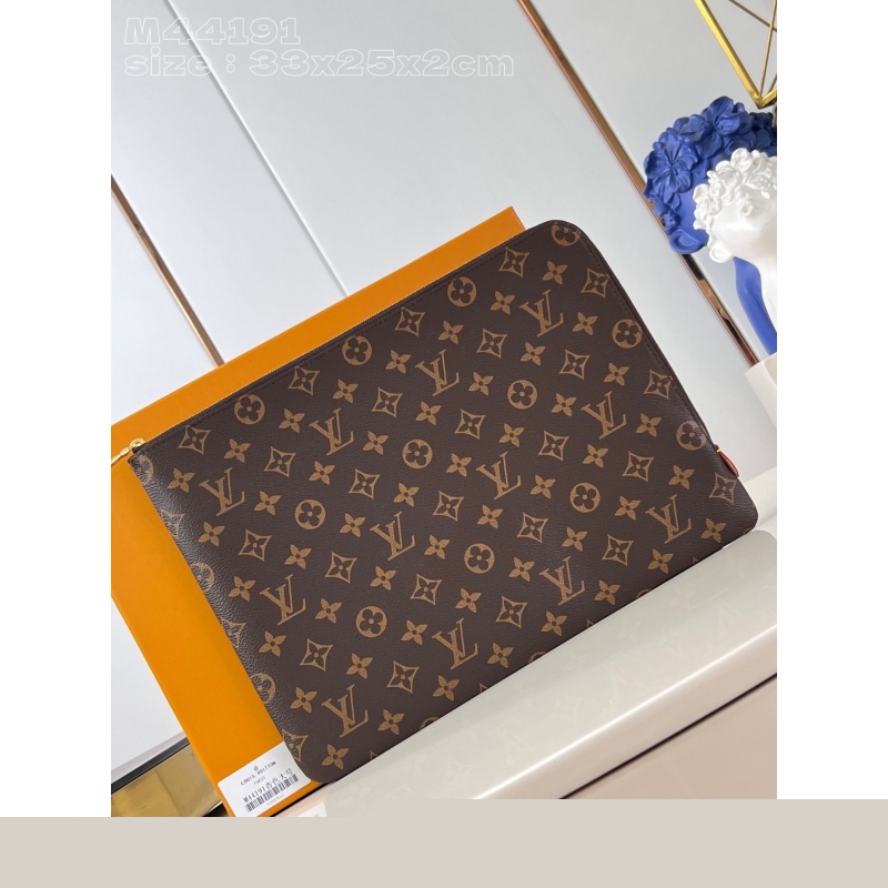 LV Clutch Bags